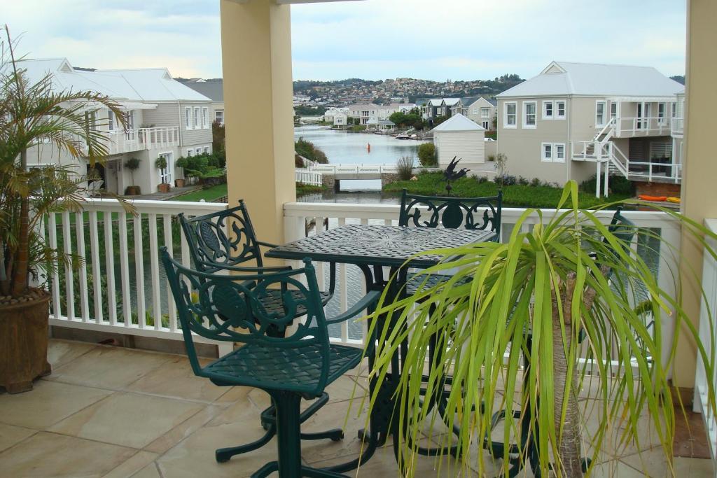 38 Crab Claw Hotel Knysna Exterior photo